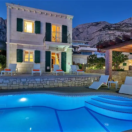 Ferienhaeuser In Vila