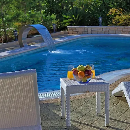 Ferienhaeuser In * Makarská