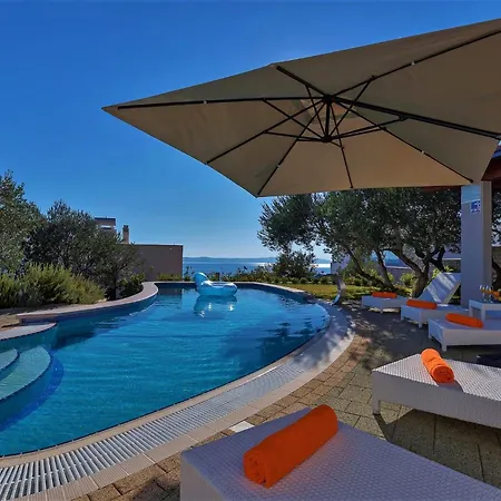 Vila Ferienhaeuser In Makarská