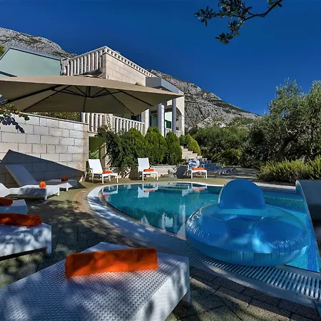 Ferienhaeuser In * Makarská